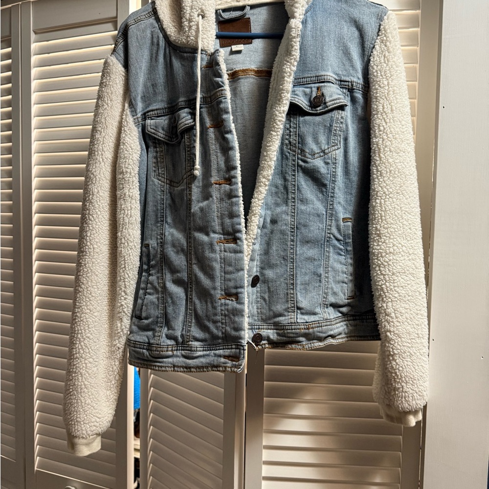 Maurices Light Blue Denim Jacket with Cream Sherpa Sleeves